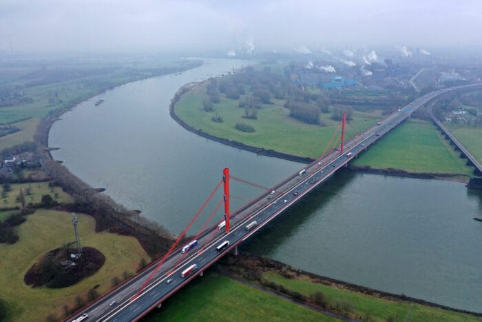 rheinbrücke beeckerwerth